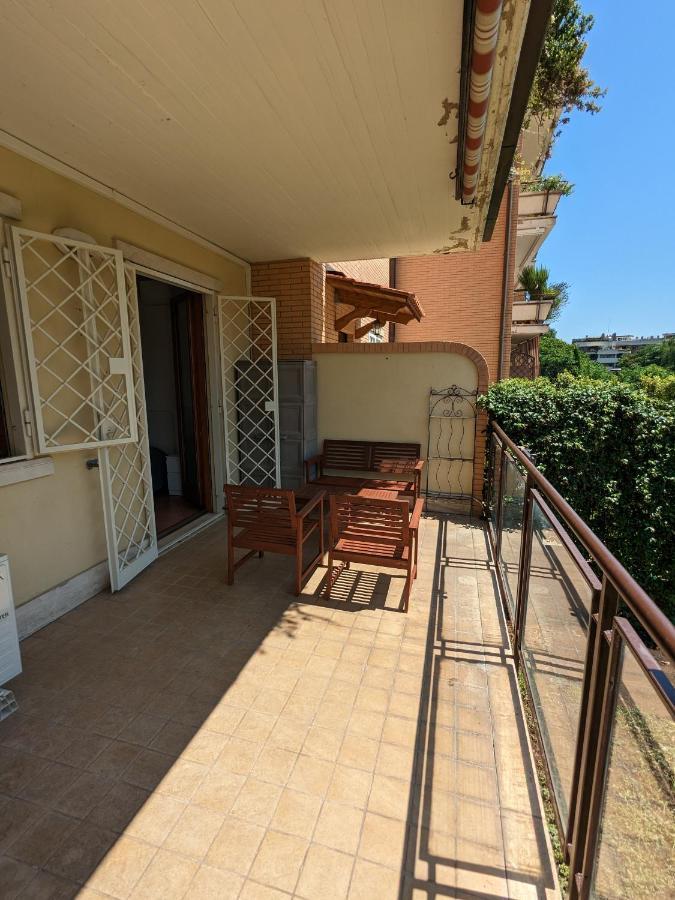 Residenza Alabama Apartment Рим Екстериор снимка