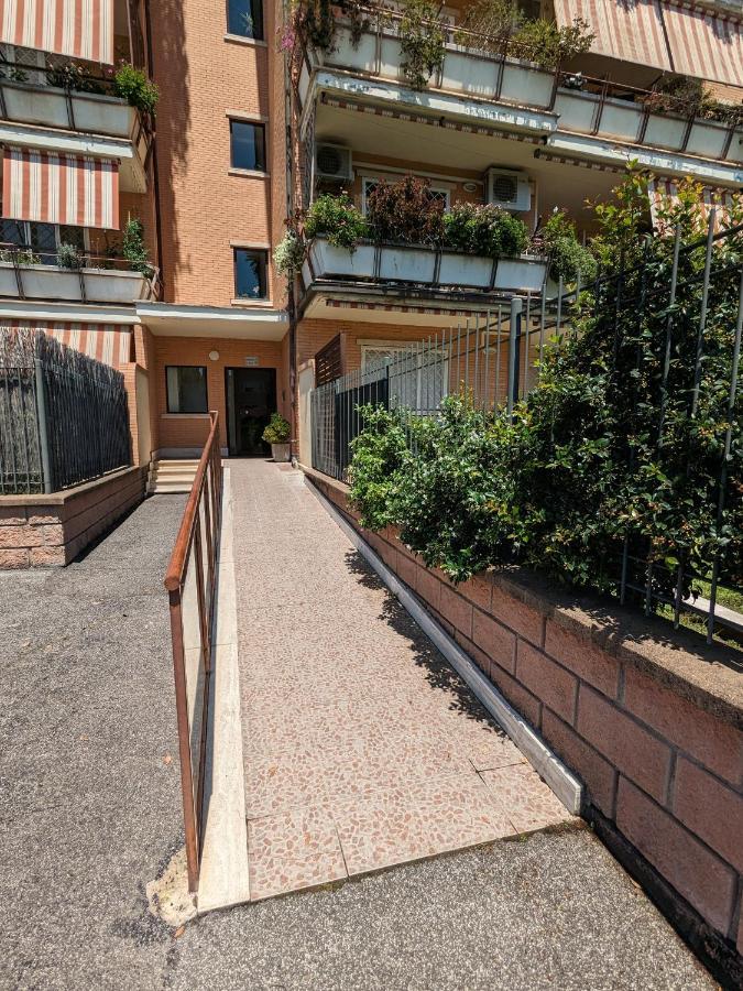 Residenza Alabama Apartment Рим Екстериор снимка